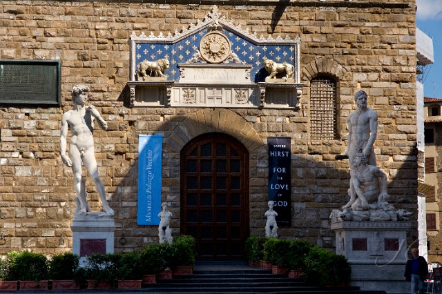 0183Piazza della Signora.jpg - SONY DSC